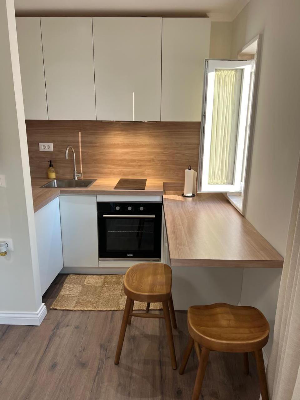 Anna'S Blloku Apartment 티라나 외부 사진