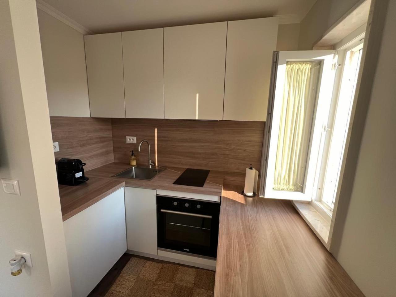 Anna'S Blloku Apartment 티라나 외부 사진