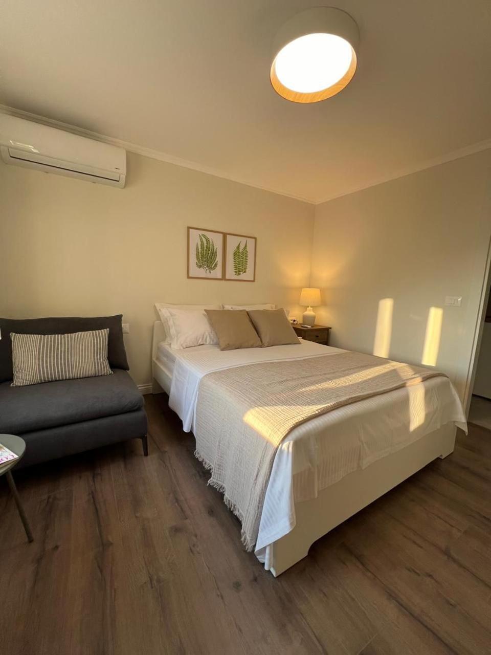 Anna'S Blloku Apartment 티라나 외부 사진